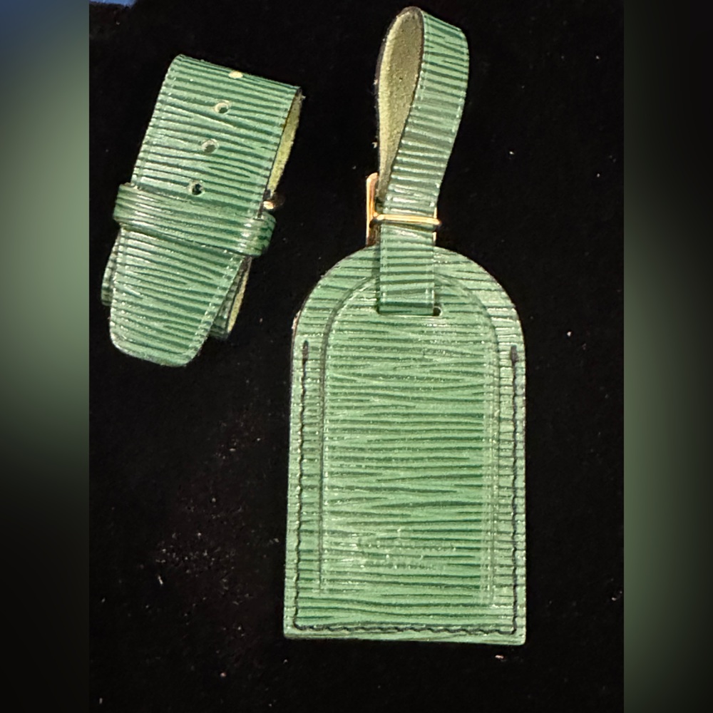 Louis Vuitton Epi Green Luggage Tag & Poignet Set